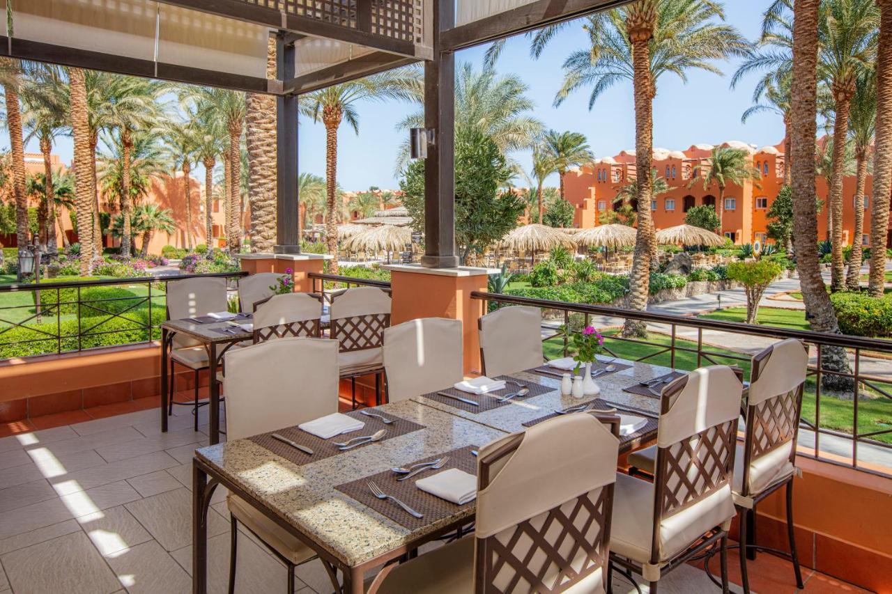 Jaz Makadi Oasis Resort Hurghada Bagian luar foto