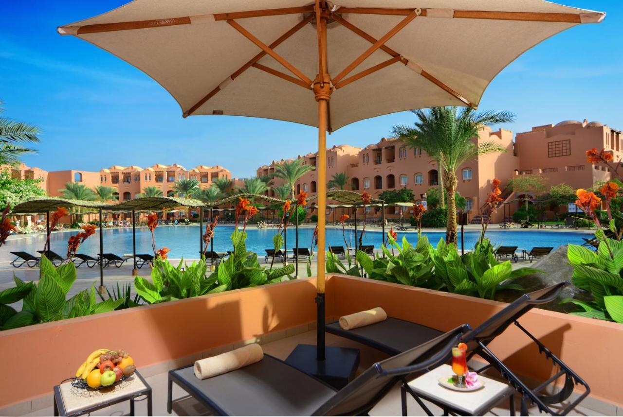 Jaz Makadi Oasis Resort Hurghada Bagian luar foto