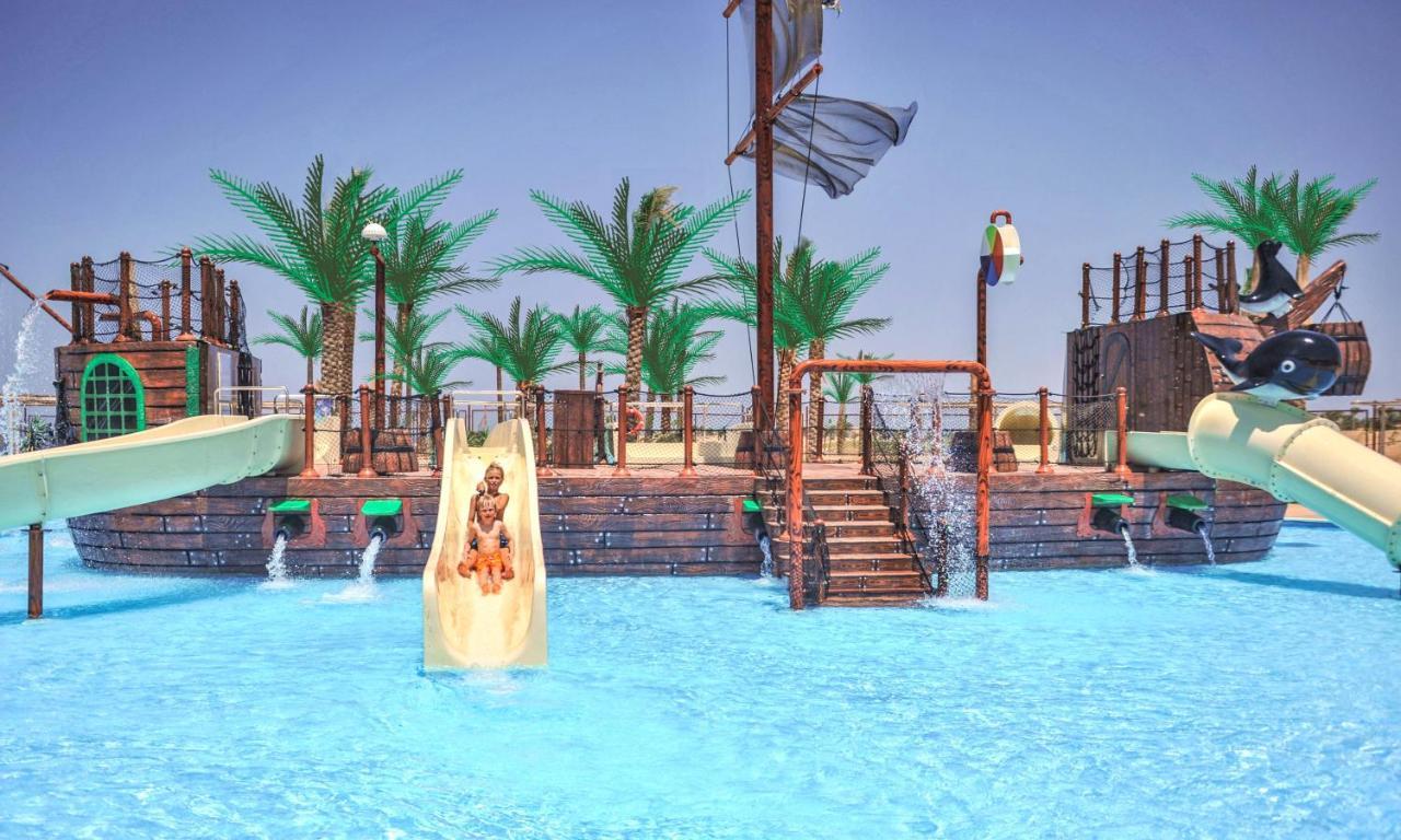 Jaz Makadi Oasis Resort Hurghada Bagian luar foto