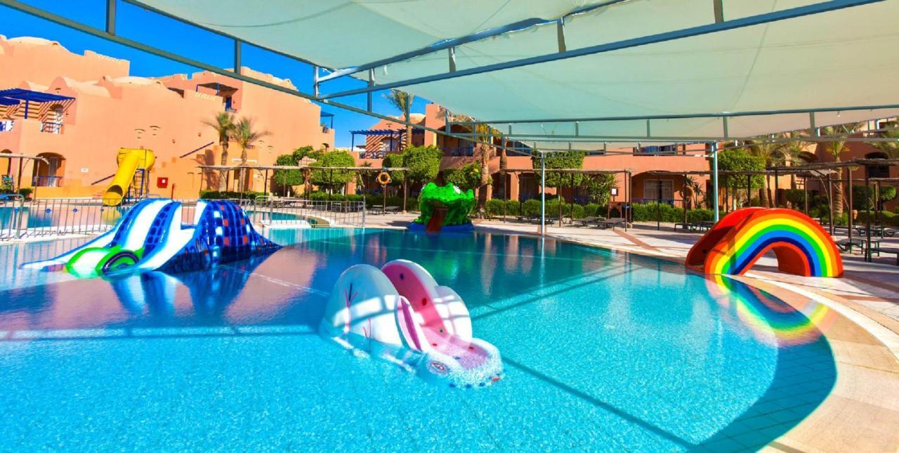 Jaz Makadi Oasis Resort Hurghada Bagian luar foto